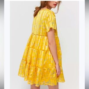 Yellow floral babydoll dress from urban outfitters NWOT